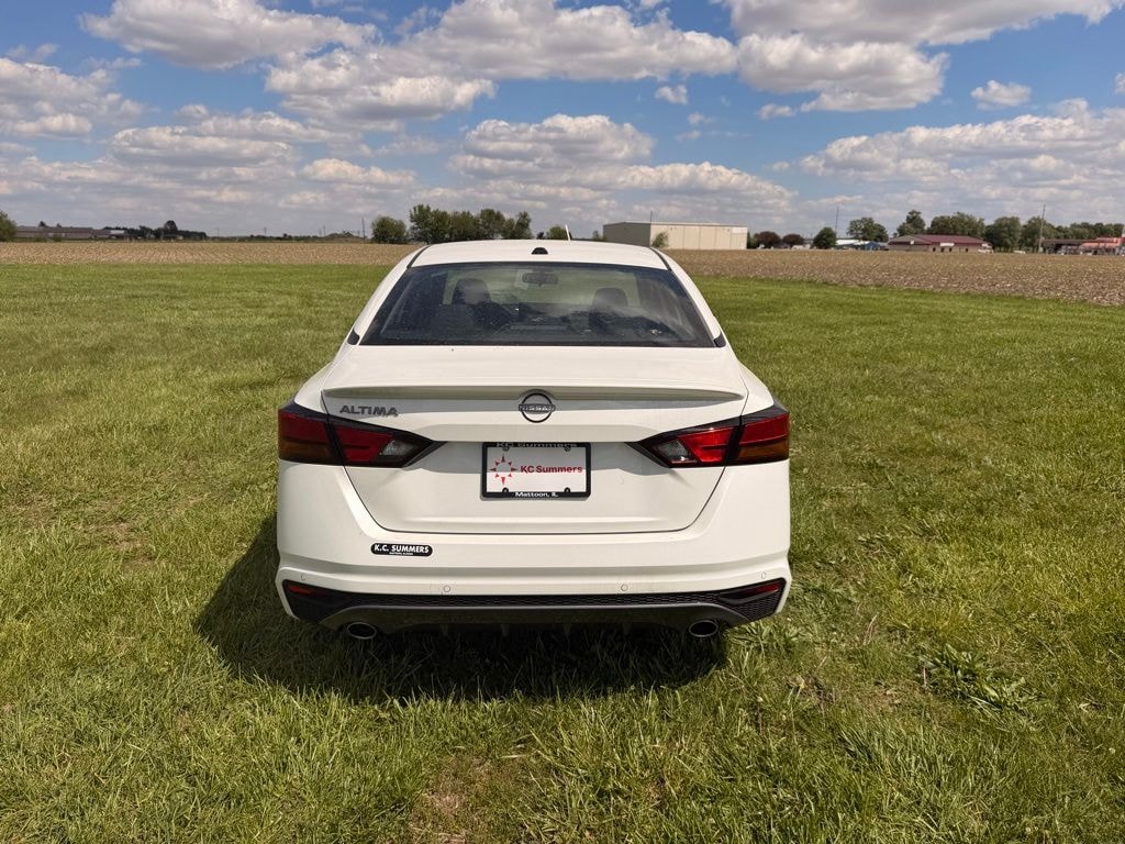 New 2026 Nissan Altima SV Sedan