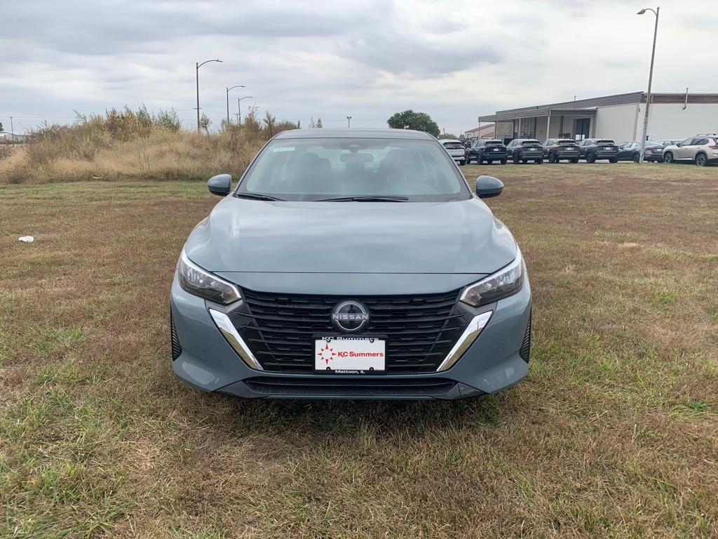 New 2025 Nissan Sentra SV Sedan