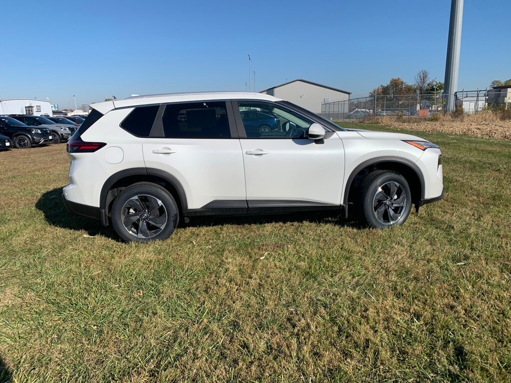 New 2026 Nissan Rogue SV SUV