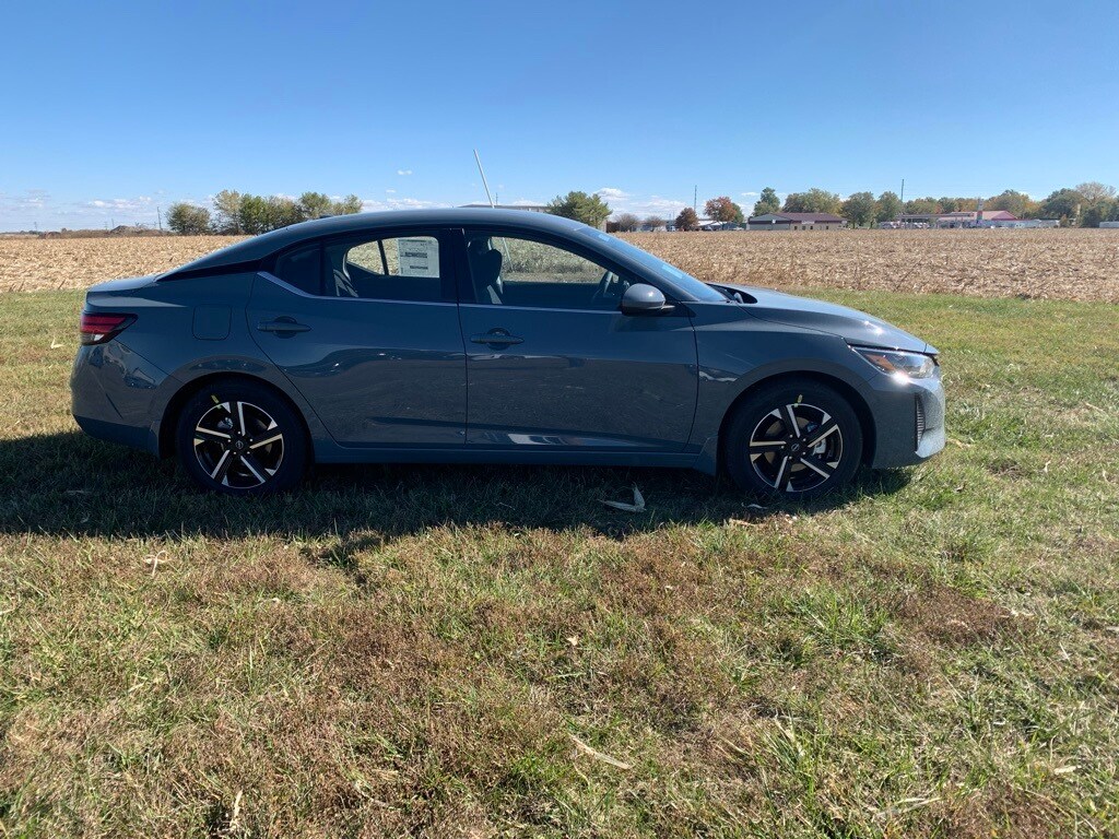 New 2025 Nissan Sentra SV Sedan