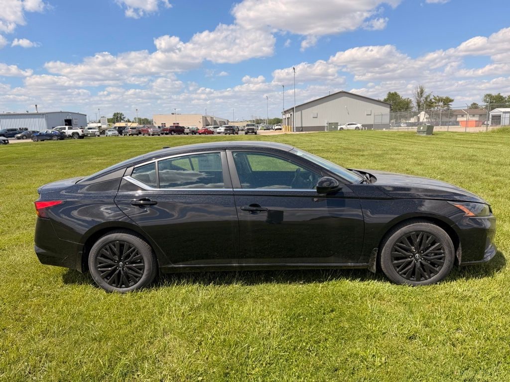 New 2026 Nissan Altima SV Sedan