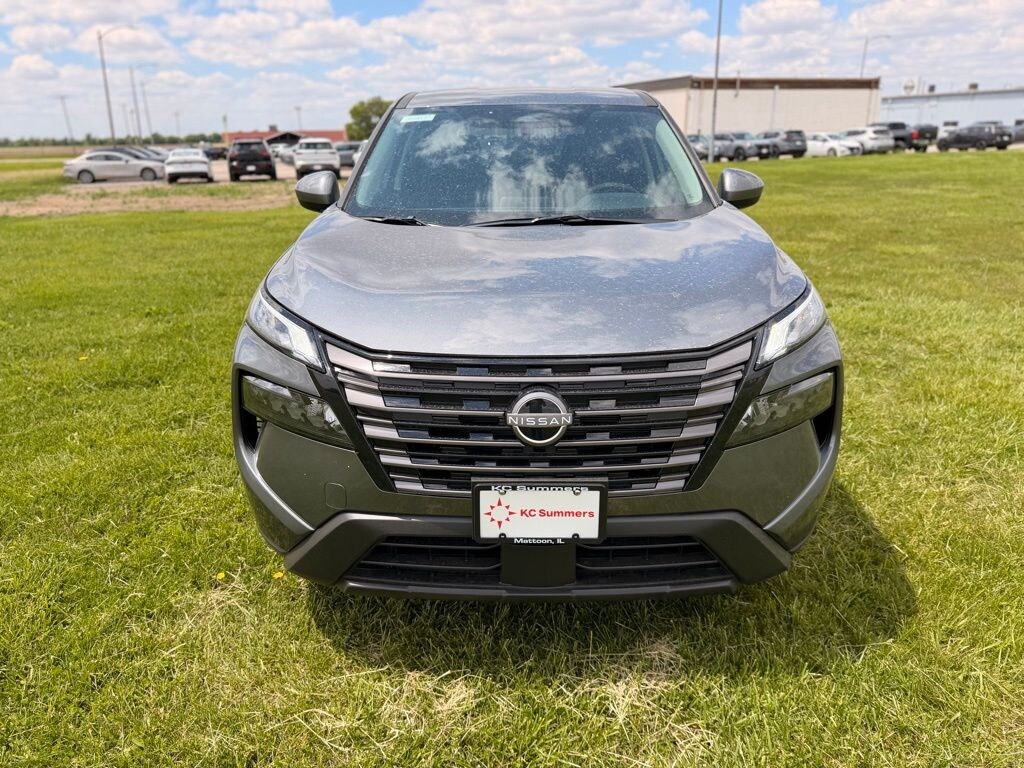 New 2026 Nissan Rogue SV SUV