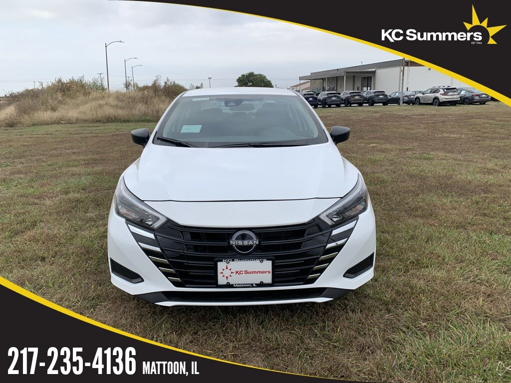 New 2025 Nissan Versa 1.6 S Sedan