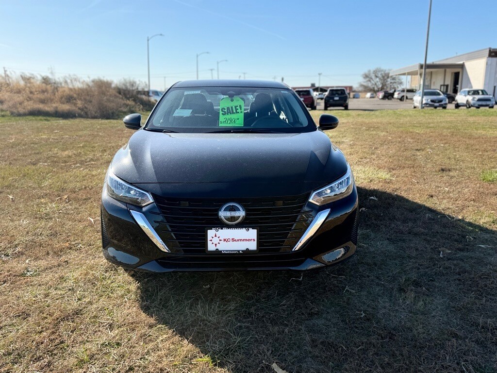 New 2025 Nissan Sentra SV Sedan