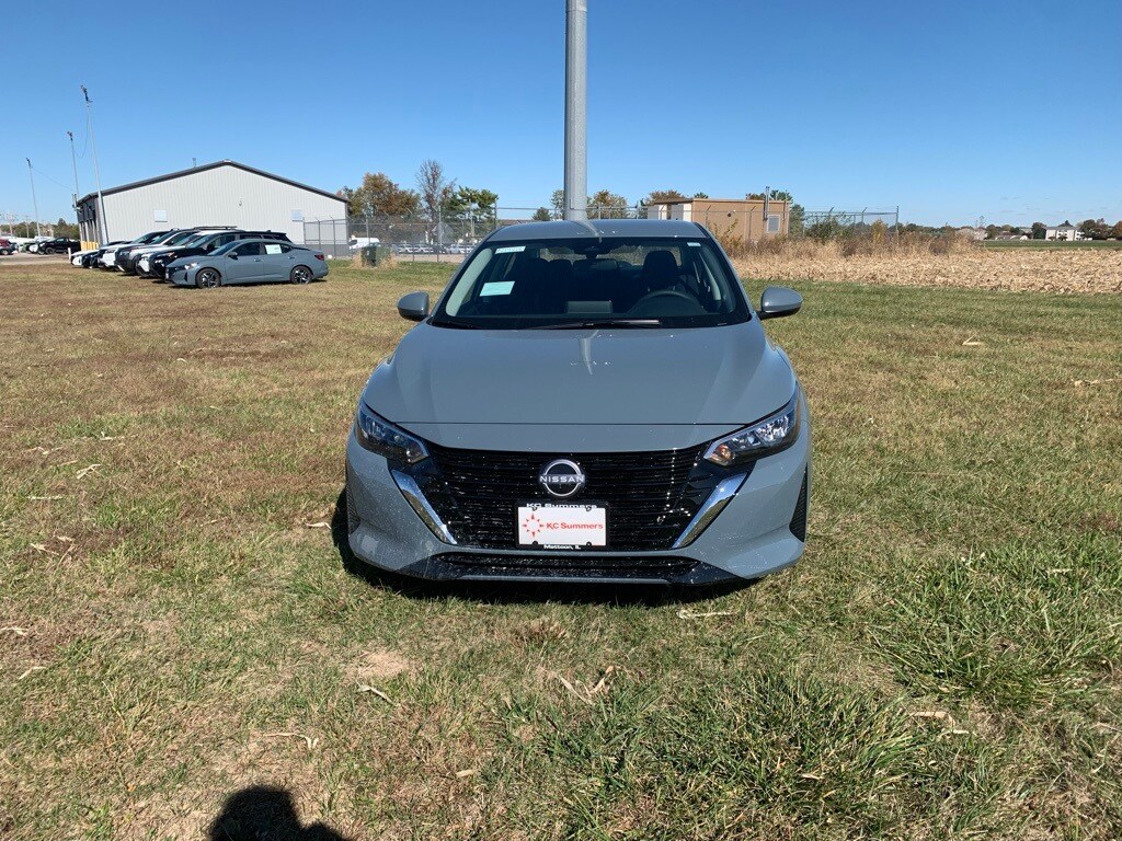 New 2025 Nissan Sentra SV Sedan