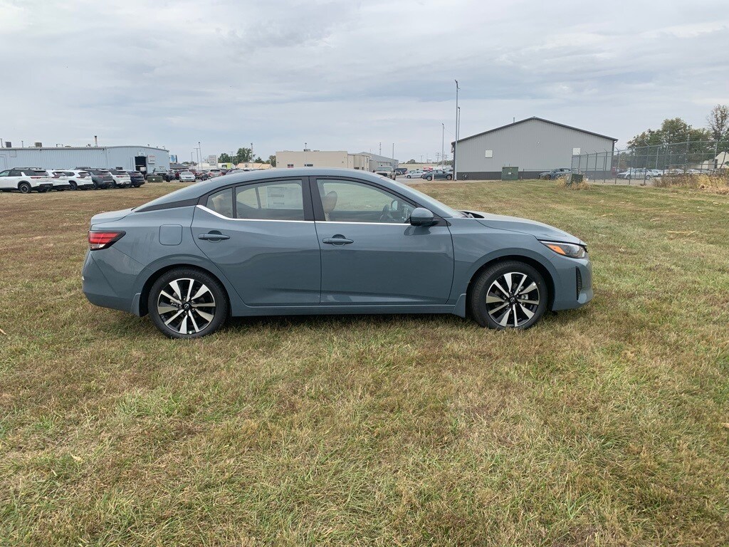 New 2025 Nissan Sentra SV Sedan