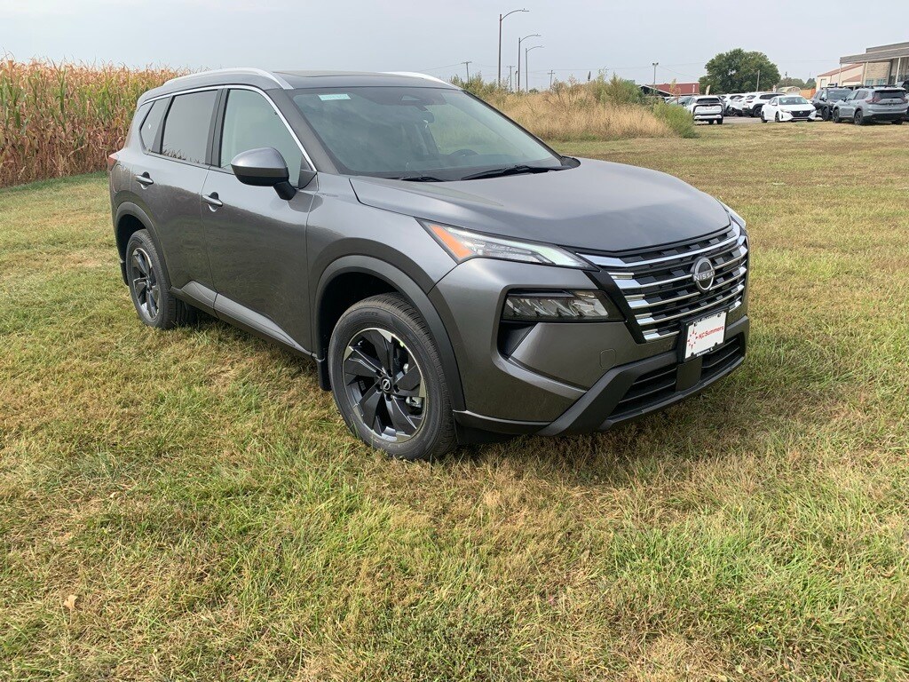 New 2026 Nissan Rogue SV SUV