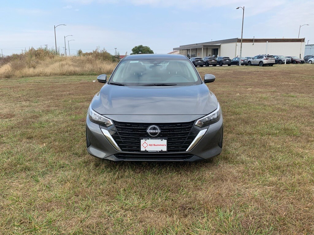 New 2025 Nissan Sentra SV Sedan