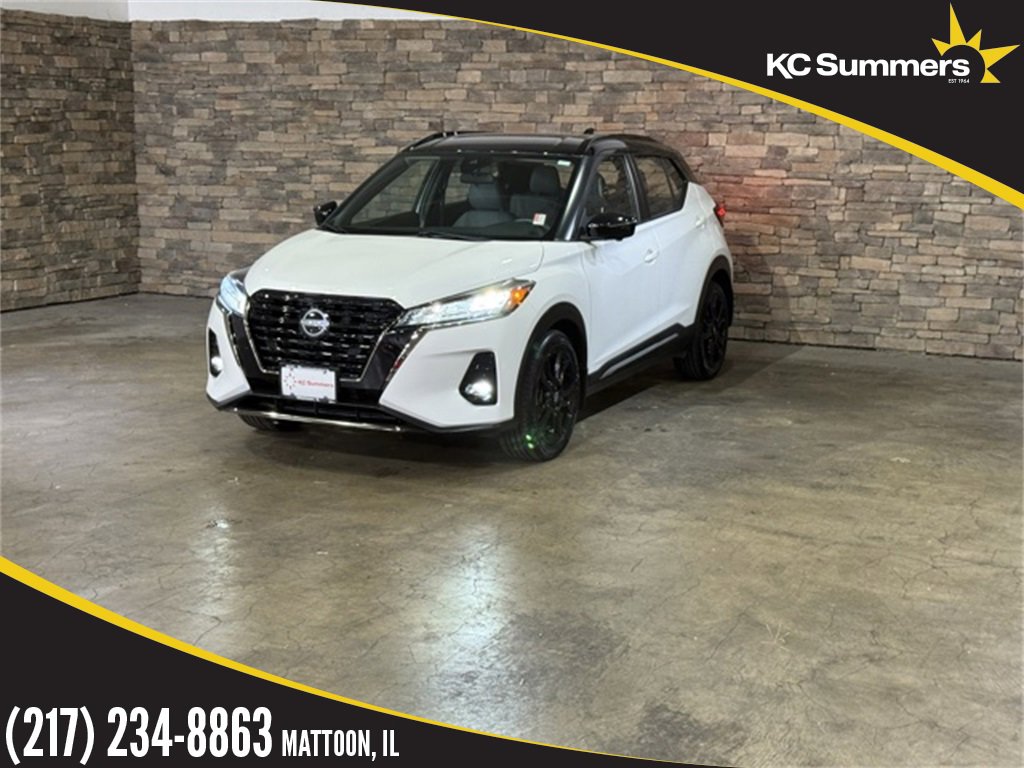 2023 Nissan Kicks SR