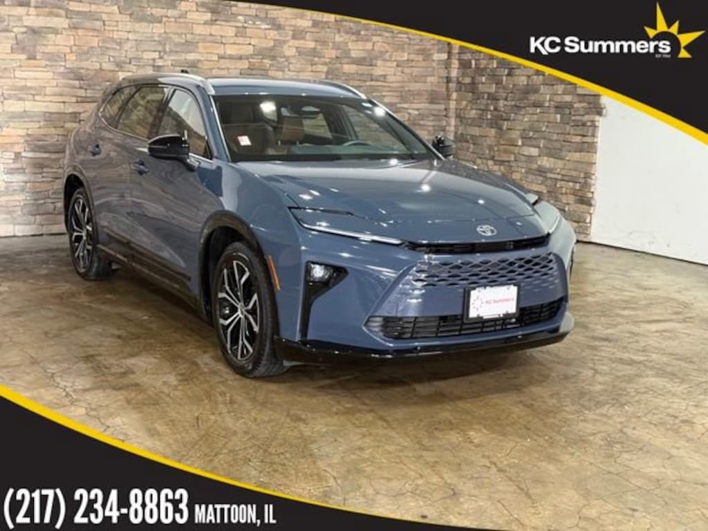 Used 2025 Toyota Crown Signia XLE SUV