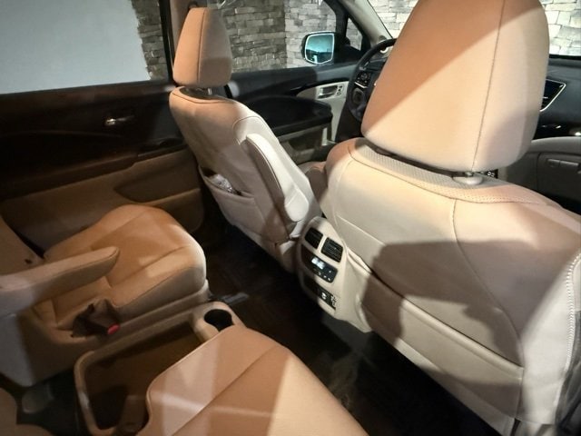 View 32