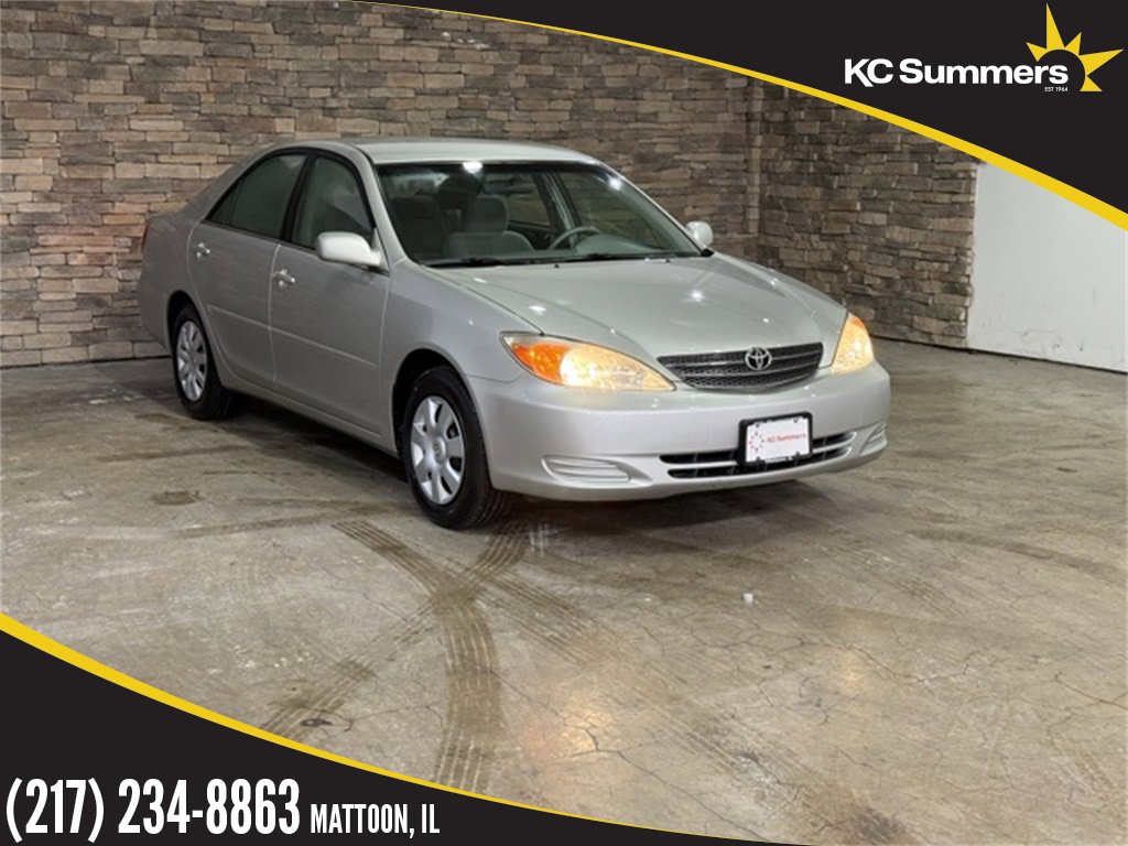 2002 Toyota Camry LE's photo
