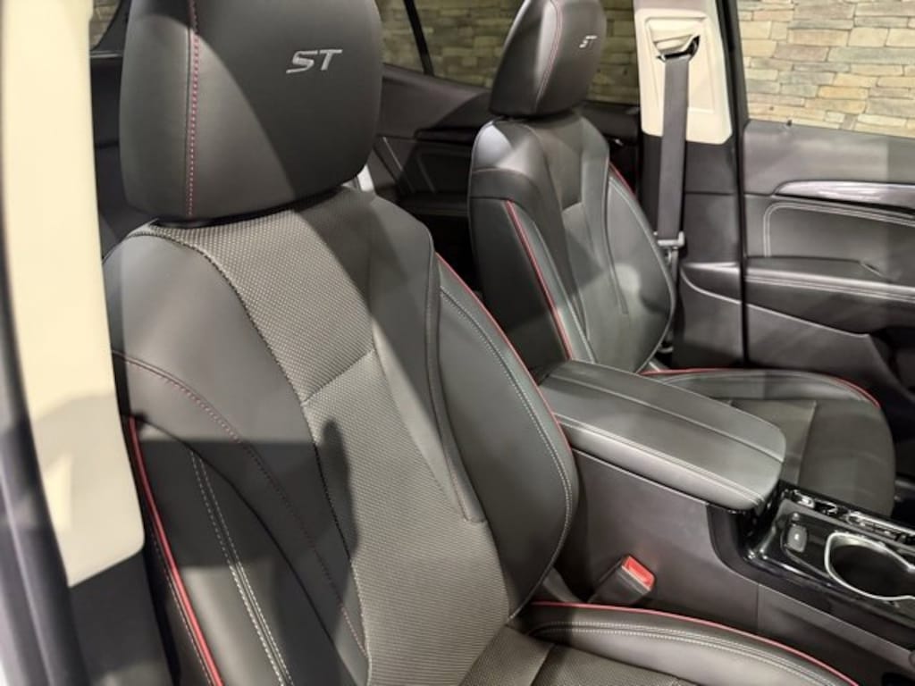 Used 2022 Buick Envision Essence SUV