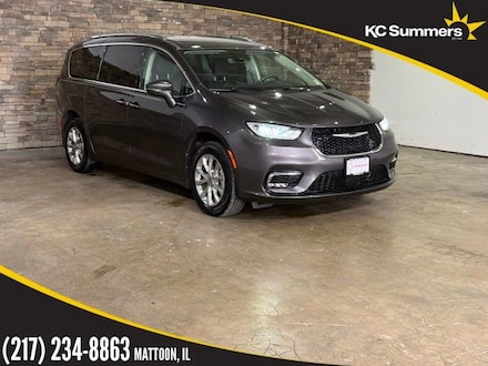 2021 Chrysler Pacifica Touring L Van Passenger Van