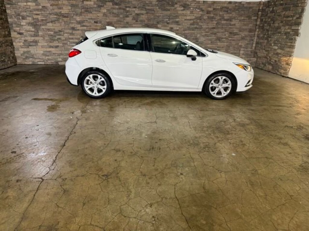 Used 2018 Chevrolet Cruze Premier Auto Hatchback