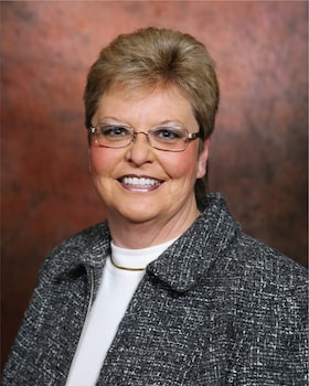 Staff member Debbie Kessler from 8c29711327f3