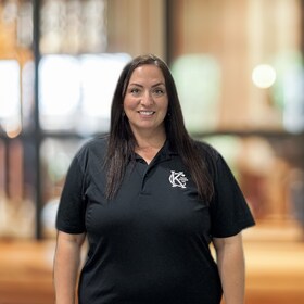 Staff member Andrea Phillips from ID_5b98df