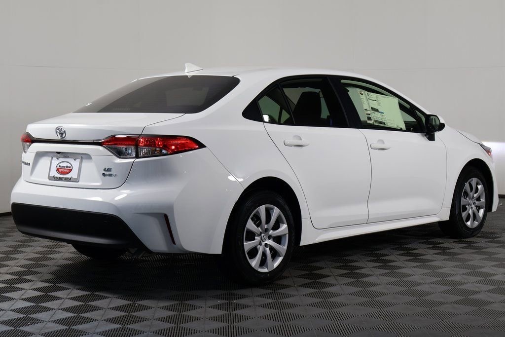 New 2026 Toyota Corolla Hybrid LE LE SEDAN