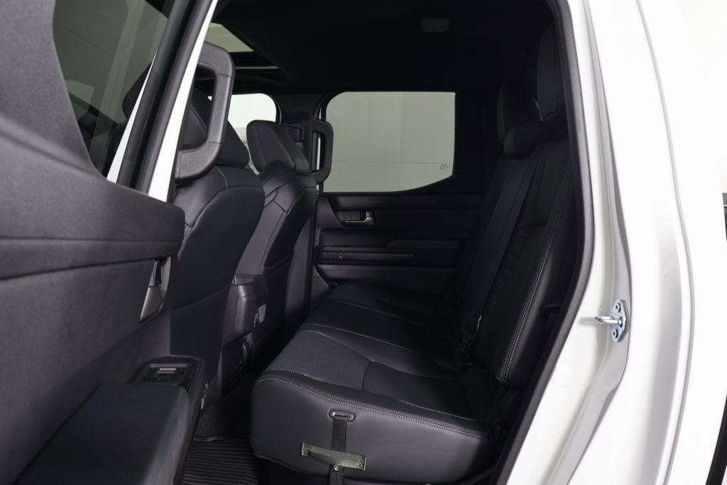2026 Toyota Tacoma TRD Off-Road photo 6