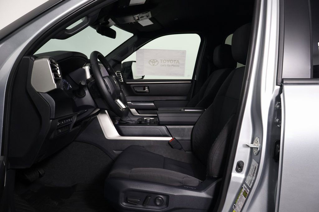 2026 Toyota Tundra SR5 photo 5