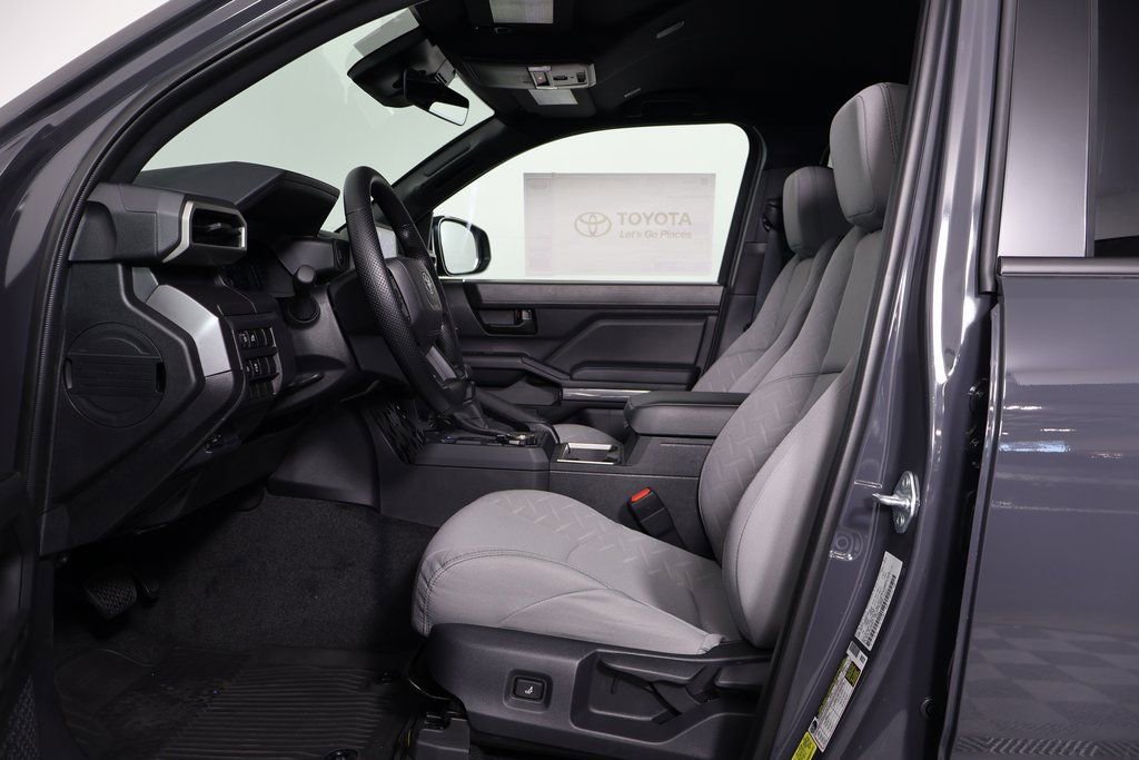 2026 Toyota Tacoma SR5 photo 5