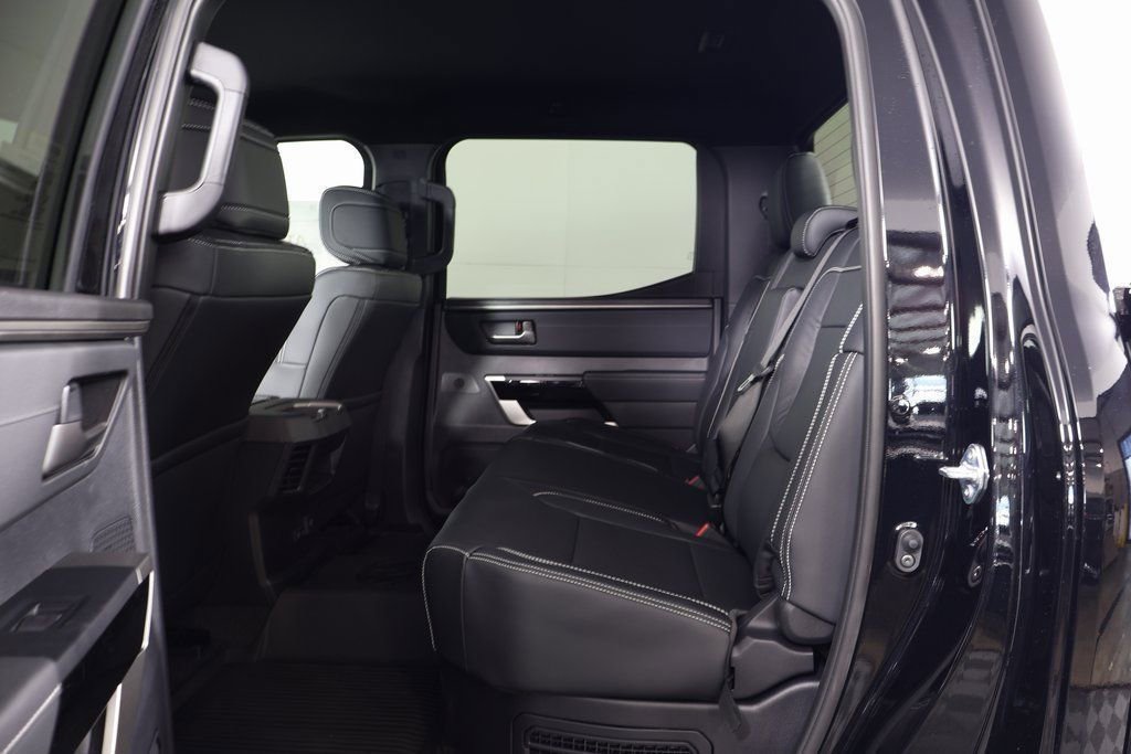 2026 Toyota Tundra Limited - Photo 6
