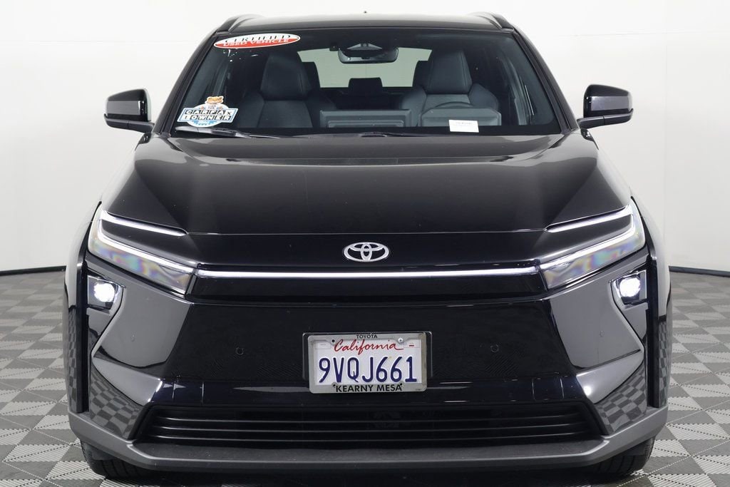 2026 Toyota bZ XLE photo 2