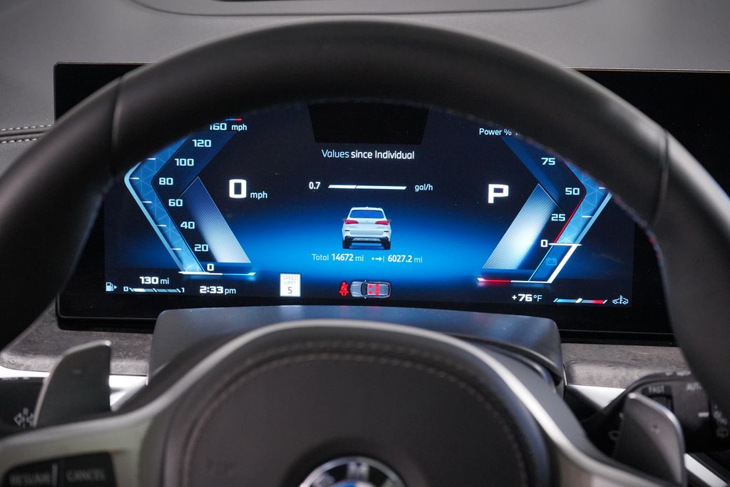 2025 BMW X5 M60i - Photo 11