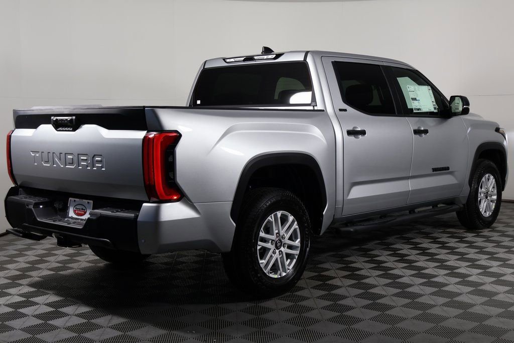 2026 Toyota Tundra SR5 photo 2