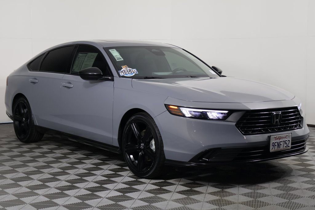 2023 Honda Accord Hybrid Sport-L photo 3