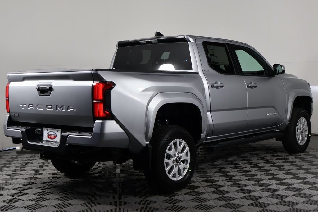 New 2026 Toyota Tacoma SR5 4X4 DOUBLE CAB