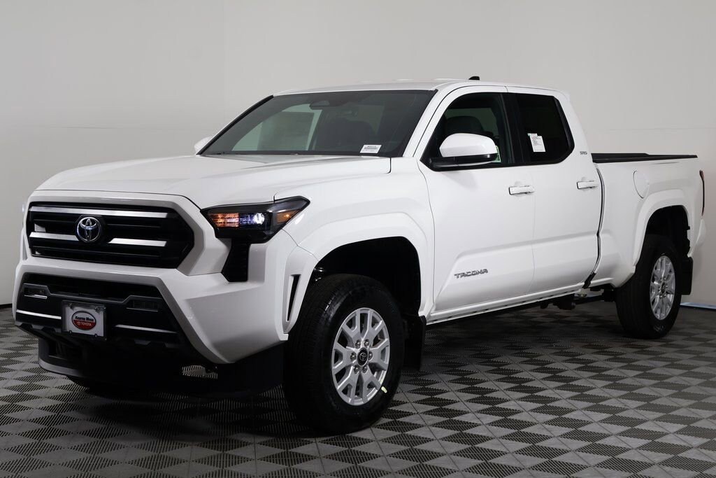 New 2025 Toyota Tacoma SR5 4X4 DBL CAB LONG BED