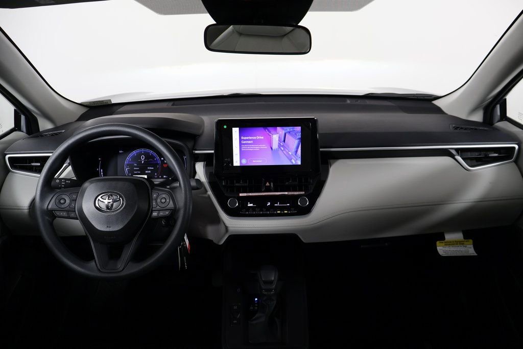 2026 Toyota Corolla Cross L photo 4