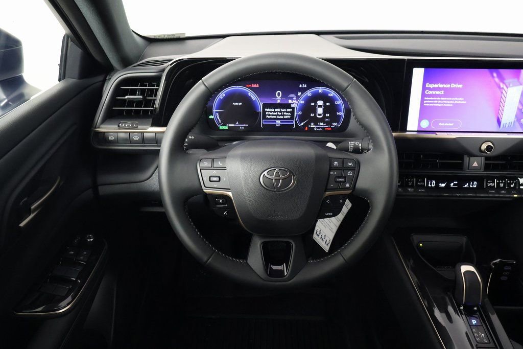 2026 Toyota Crown XLE photo 3