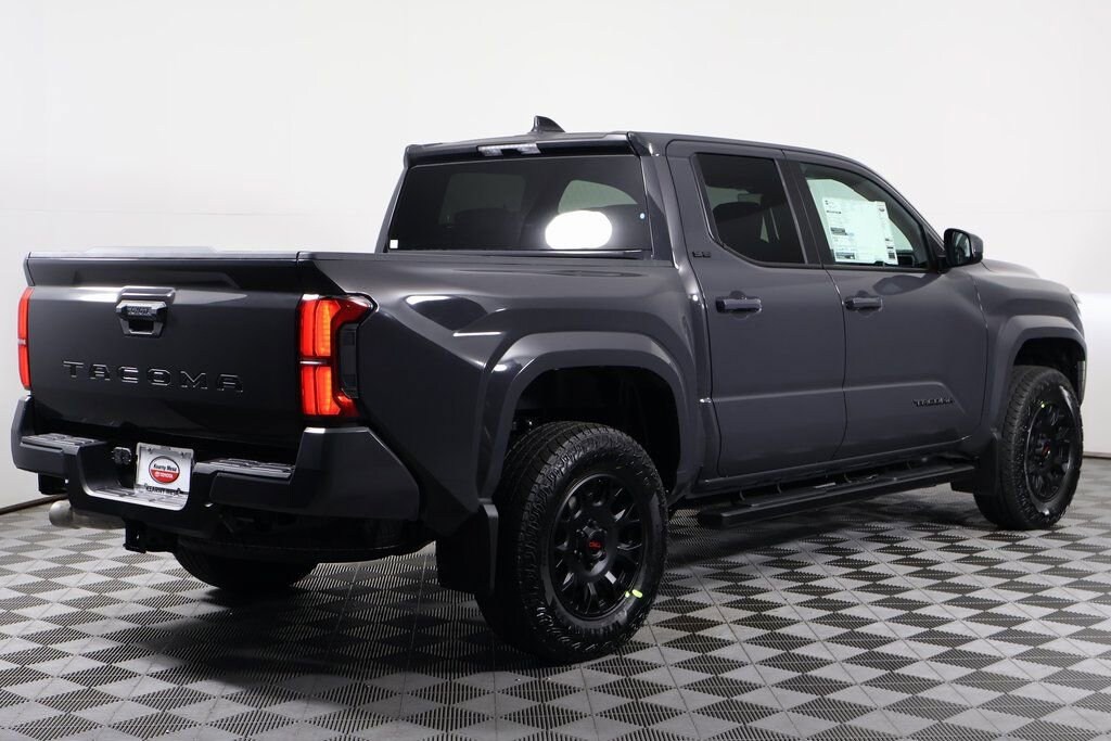 New 2026 Toyota Tacoma SR5 4X2 DOUBLE CAB