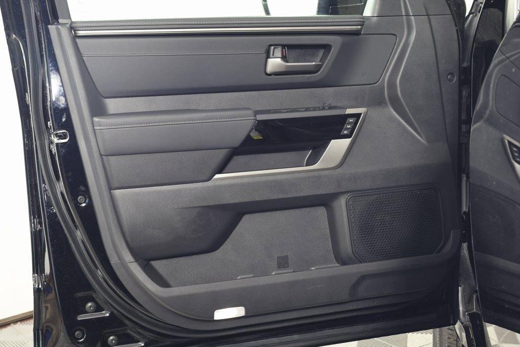 2026 Toyota Tundra Limited - Photo 7