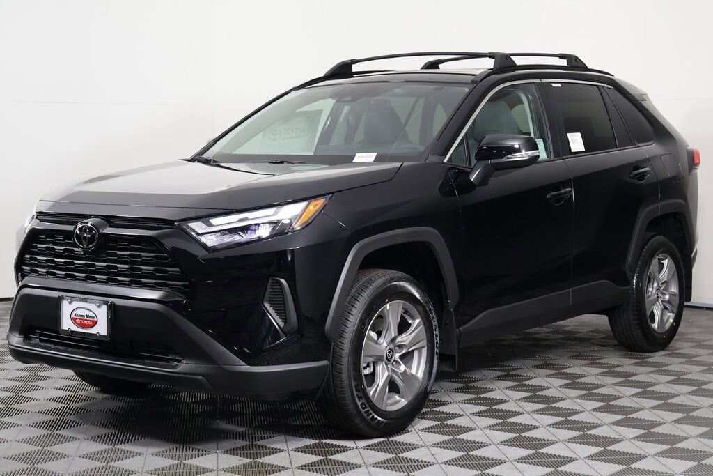 New 2025 Toyota RAV4 XLE XLE FWD SUV