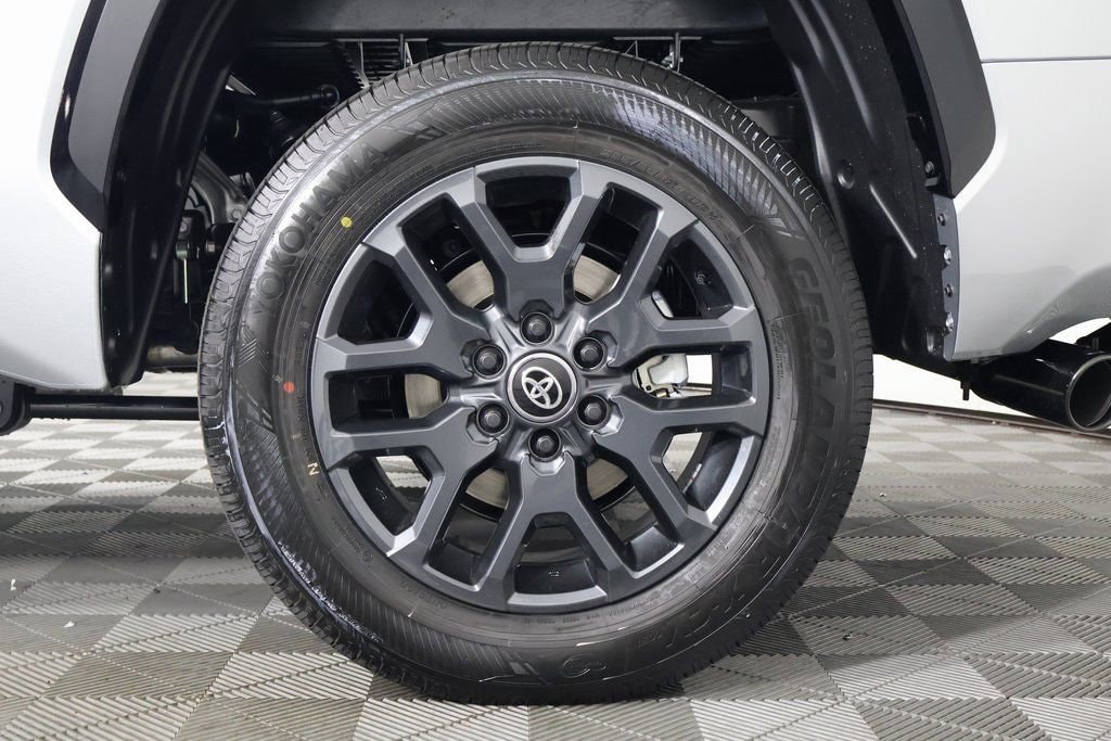 2026 Toyota Tundra Platinum - Photo 10