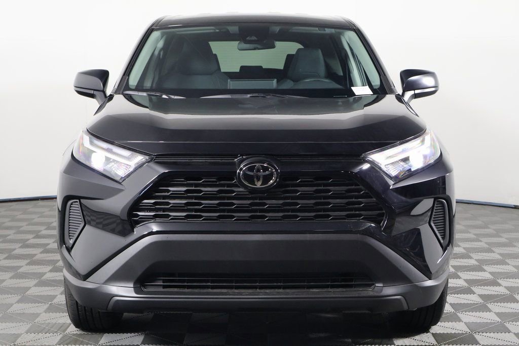 2025 Toyota RAV4 LE photo 2