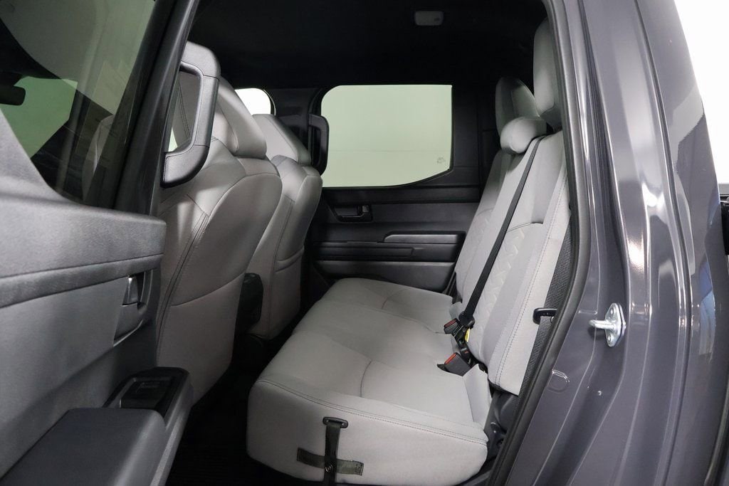 2026 Toyota Tacoma SR5 photo 6