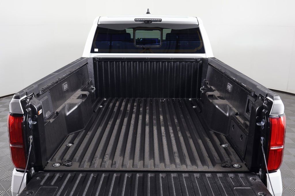 2026 Toyota Tacoma TRD Off Road - Photo 8