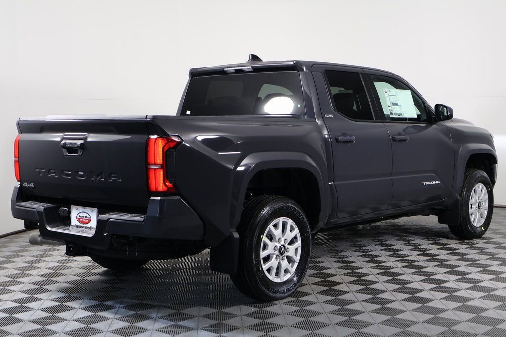 2025 Toyota Tacoma SR5 Double Cab photo 2
