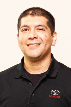 Staff member Charlie Quiroz from ID_ff369783f53b