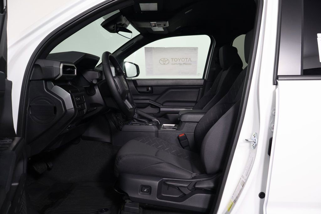 2026 Toyota Tacoma SR5 photo 5