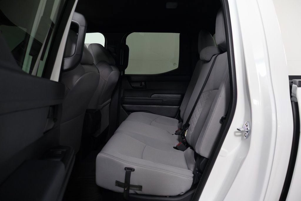 2026 Toyota Tacoma SR5 photo 6