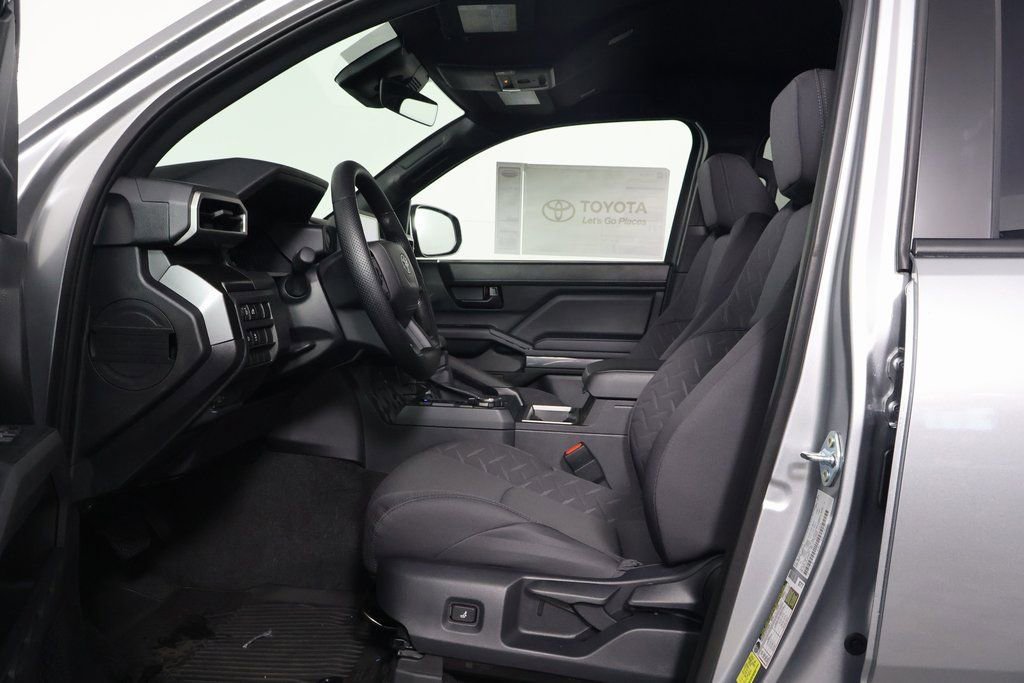 2026 Toyota Tacoma SR5 photo 5