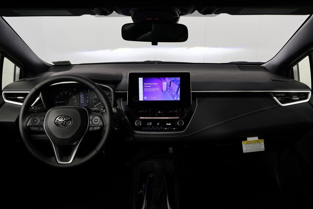 2026 Toyota Corolla Hatchback SE photo 4
