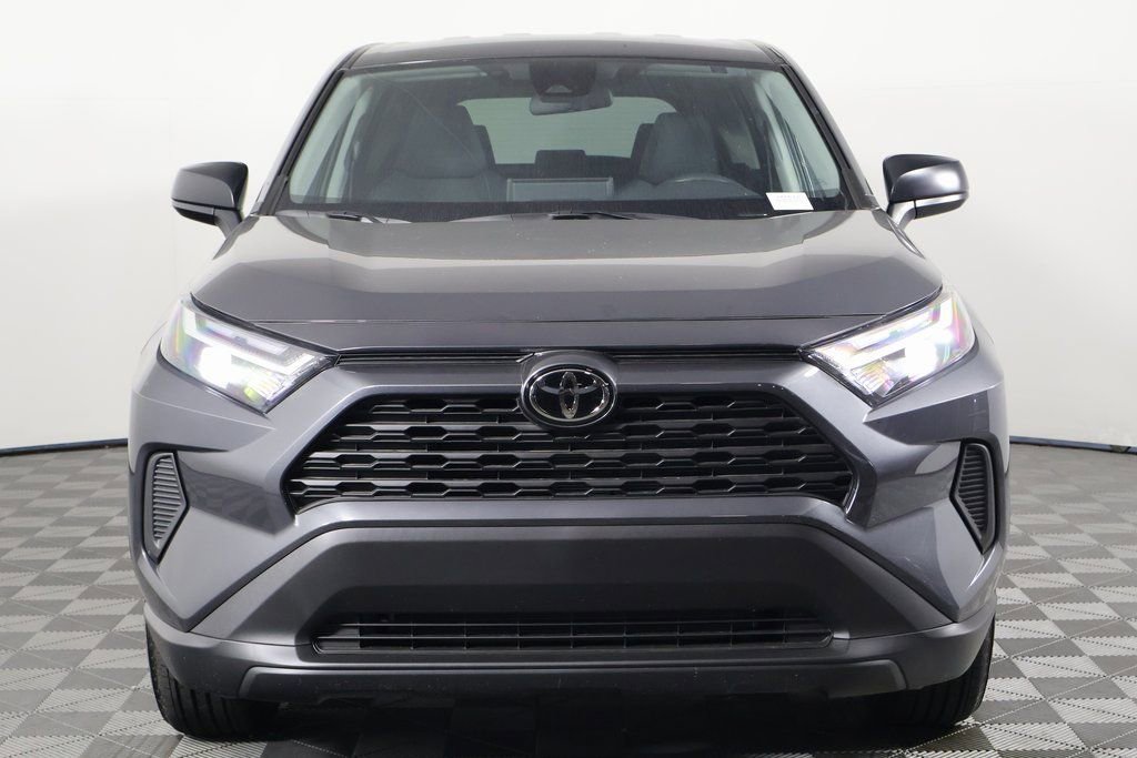 2025 Toyota RAV4 LE photo 2