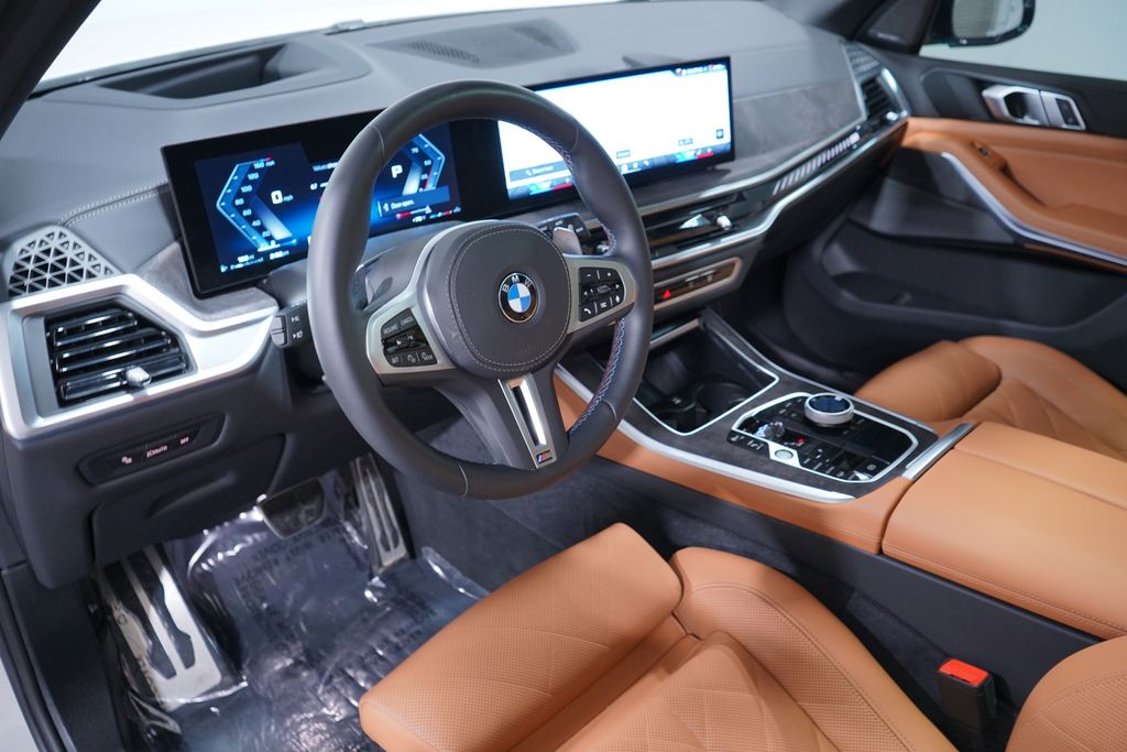 2025 BMW X5 M60i - Photo 6