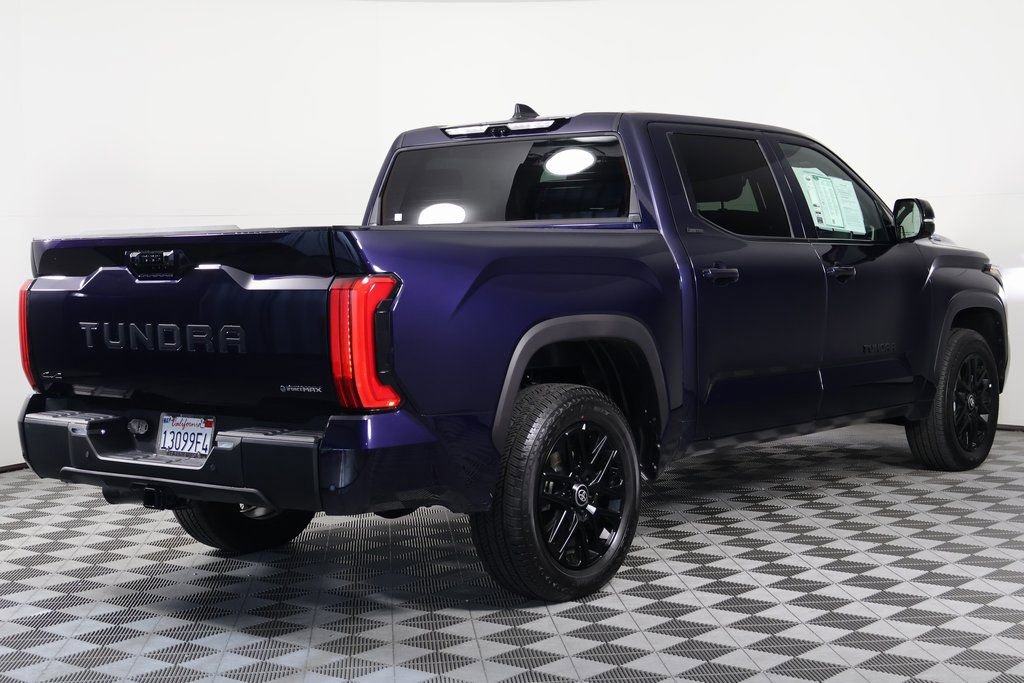2025 Toyota Tundra Limited photo 4
